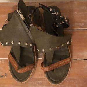 Faux Leather Green, Black & Beige Women’s Sandals
